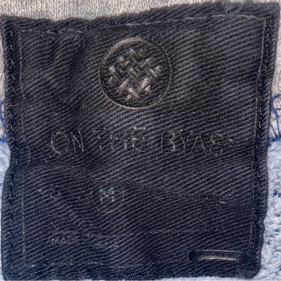 On the Byas Shorts - Picture 3 of 3